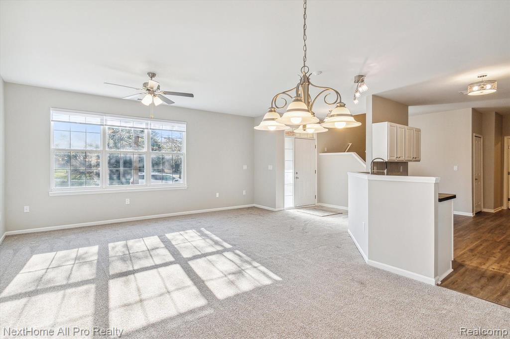 3924 ELIZABETH Avenue, Canton, MI 48188 — Photo 9