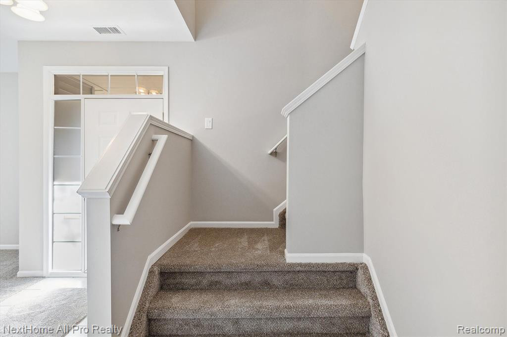 3924 ELIZABETH Avenue, Canton, MI 48188 — Photo 12