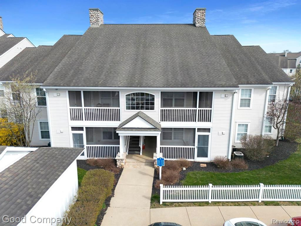 2775 S KNIGHTSBRIDGE Circle, Ann Arbor, MI 48105 — Photo 3