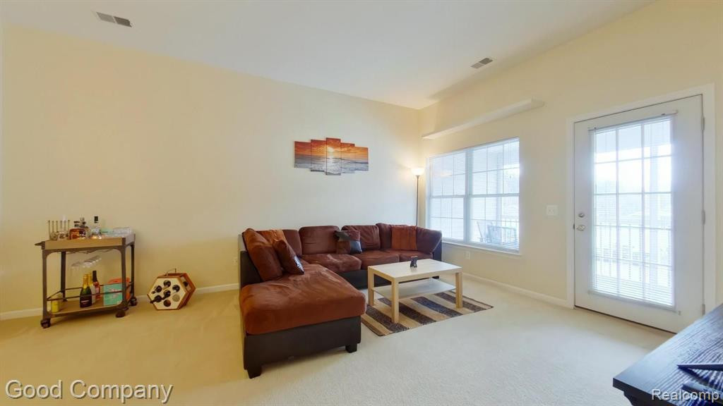 2775 S KNIGHTSBRIDGE Circle, Ann Arbor, MI 48105 — Photo 5
