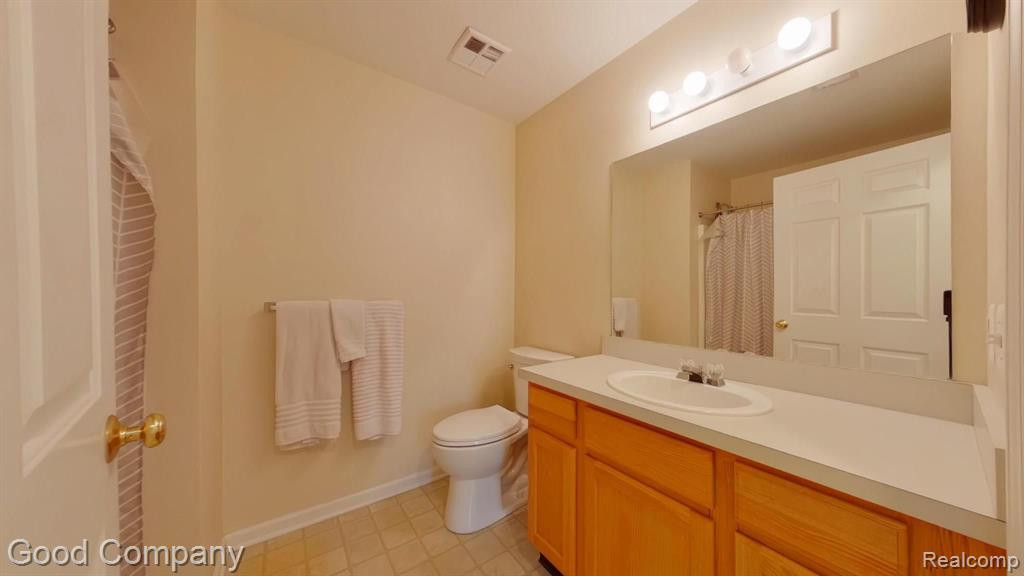 2775 S KNIGHTSBRIDGE Circle, Ann Arbor, MI 48105 — Photo 20