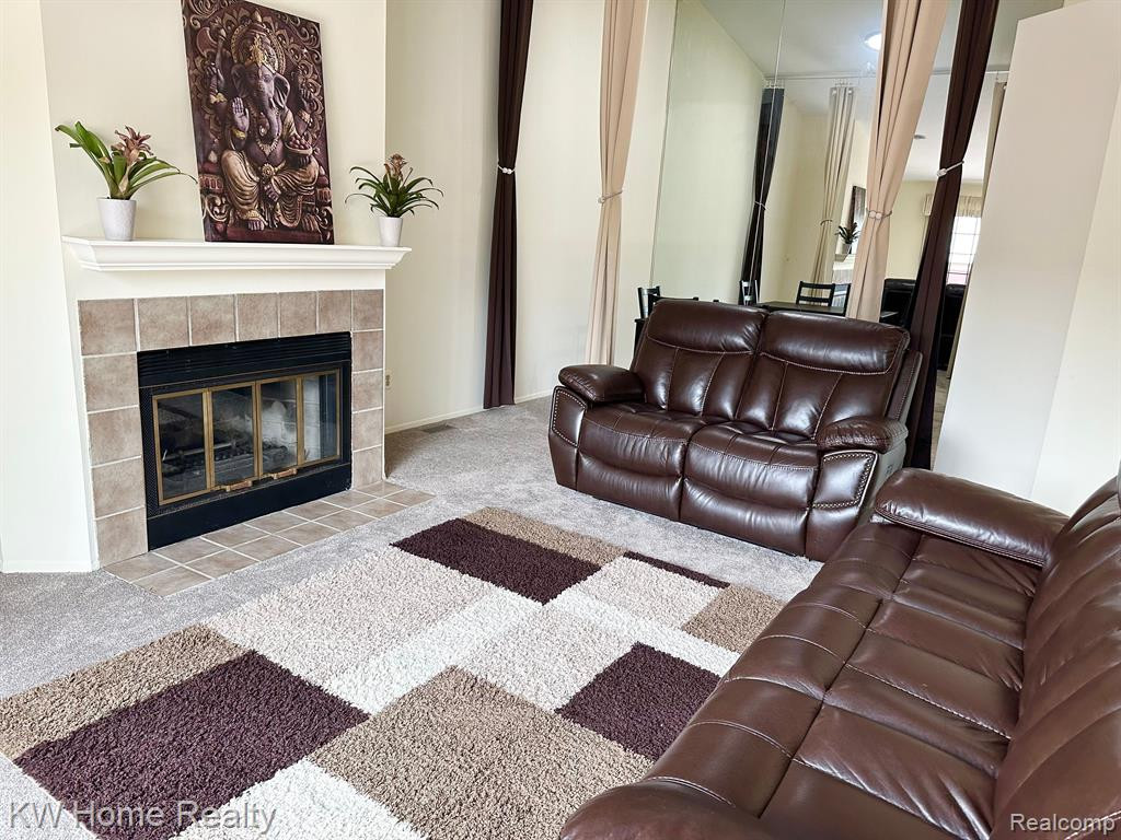 38886 COUNTRY Circle, Farmington Hills, MI 48331 — Photo 14