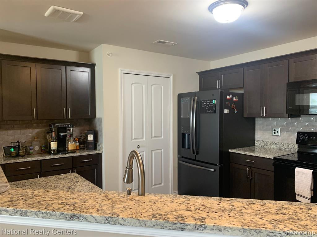 1148 STARWOOD Lane, 40, Canton, MI 48187 — Photo 22