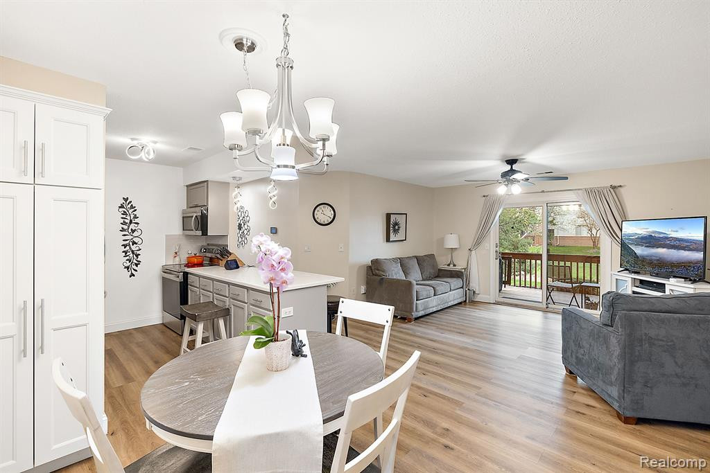 46016 PURPLE SAGE Court, 2, Van Buren, MI 48111 — Photo 9