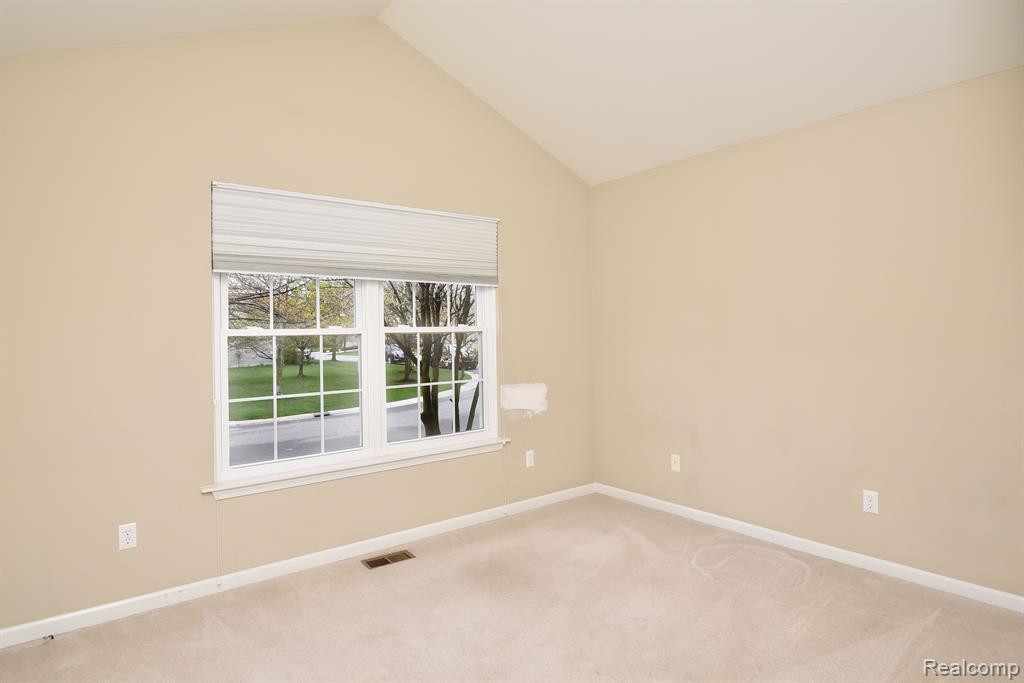 206 WINSLOW Circle, Commerce Twp, MI 48390 — Photo 20