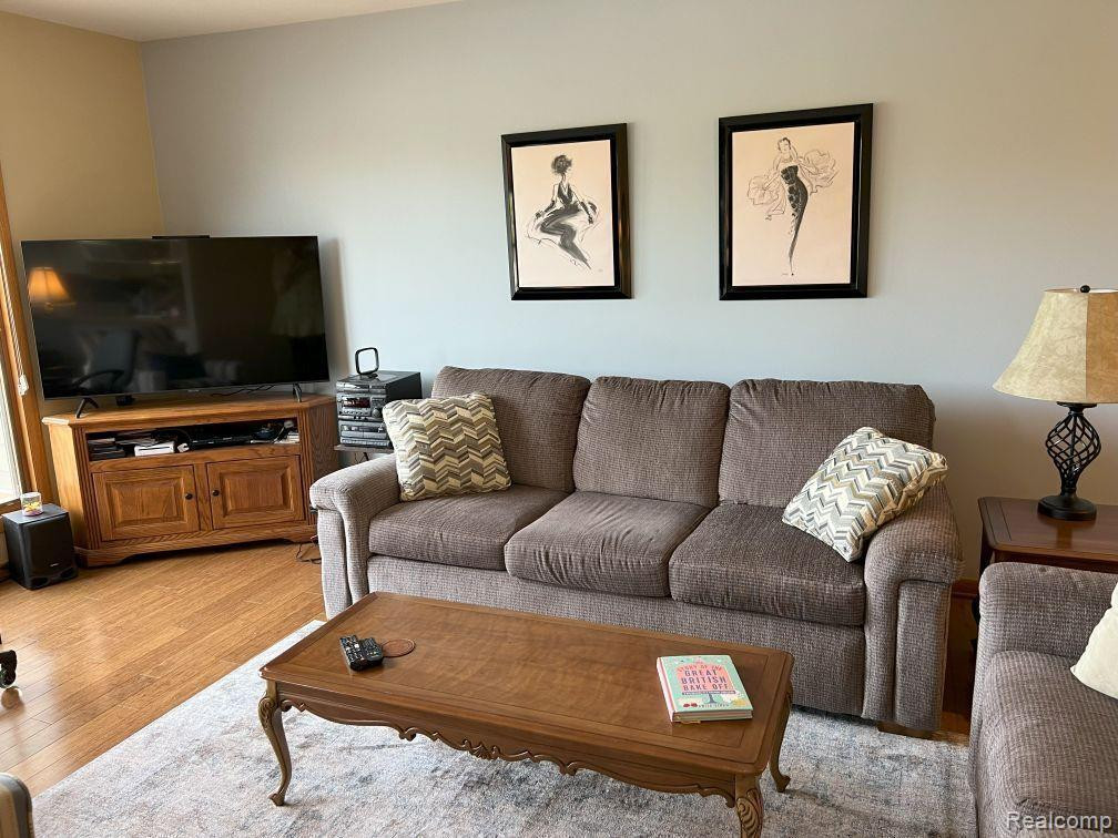 210 WHITLOCK Street, Saline, MI 48176 — Photo 11