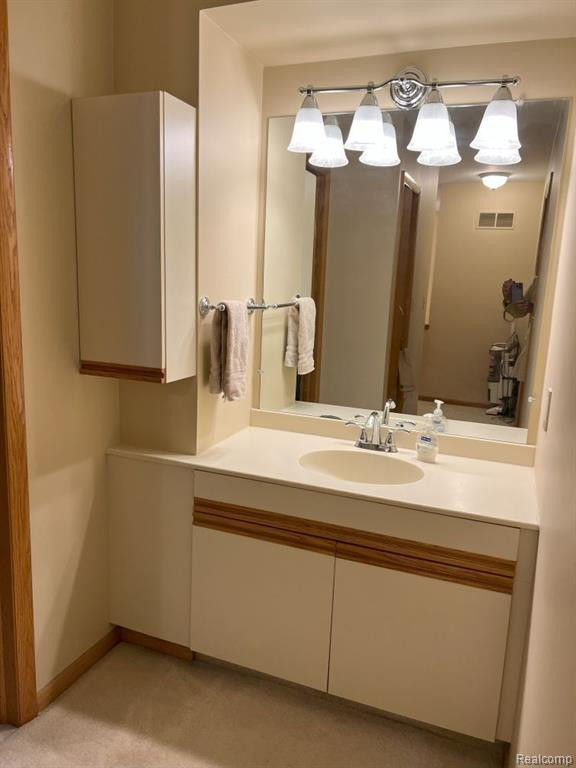 210 WHITLOCK Street, Saline, MI 48176 — Photo 27