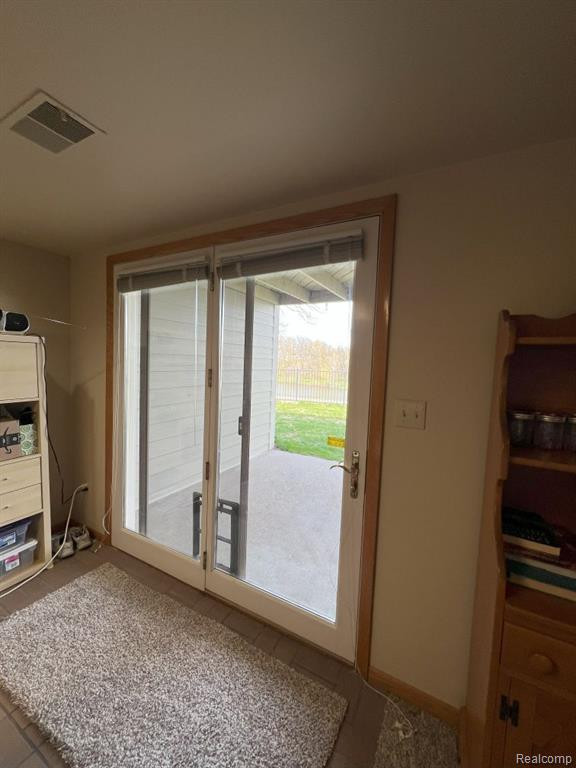 210 WHITLOCK Street, Saline, MI 48176 — Photo 30