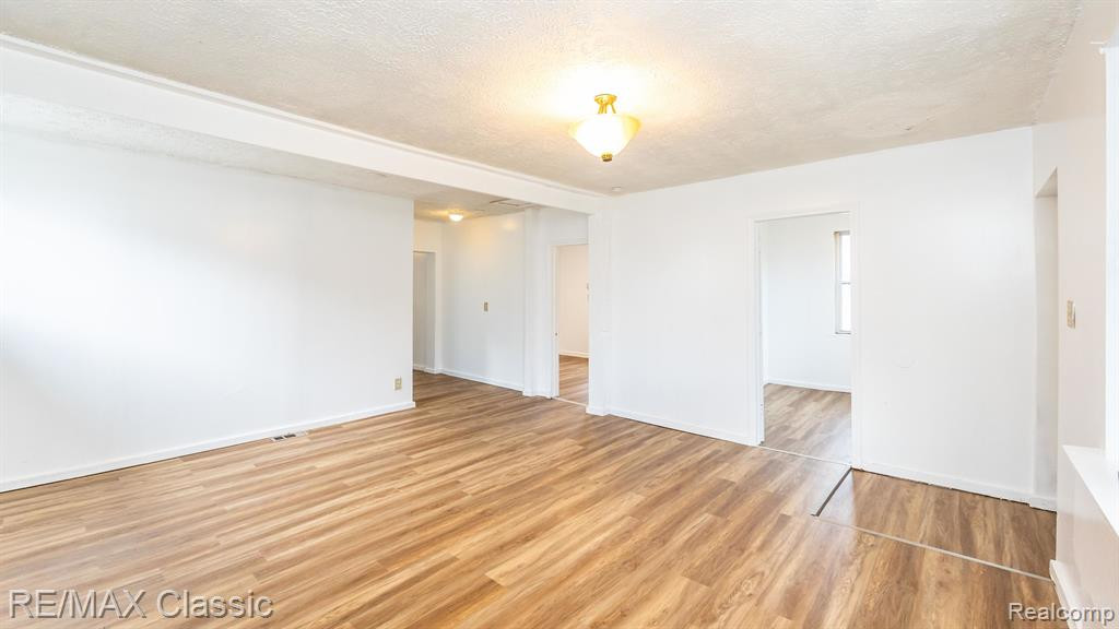 298 OREGON Street, Ypsilanti, MI 48198 — Photo 5