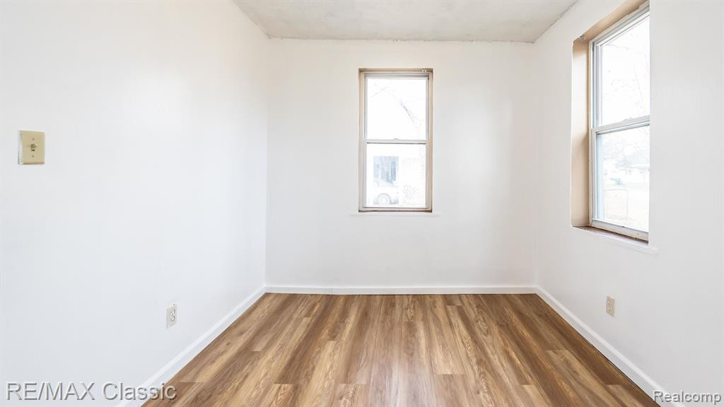 298 OREGON Street, Ypsilanti, MI 48198 — Photo 14