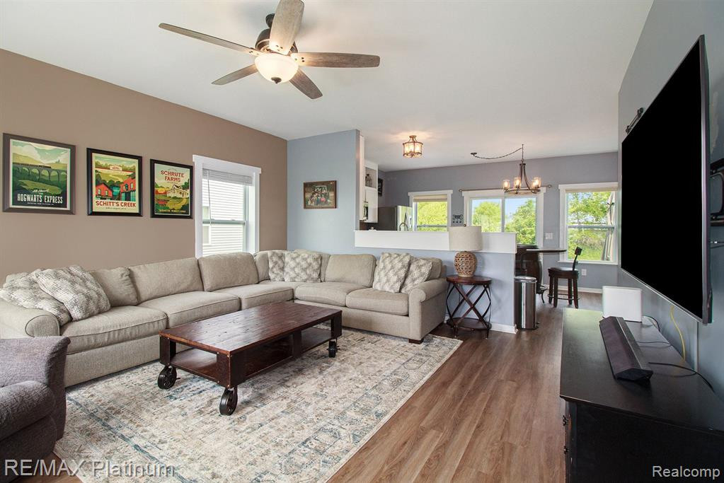 347 SUNBURY DRIVE, Howell, MI 48855 — Photo 4