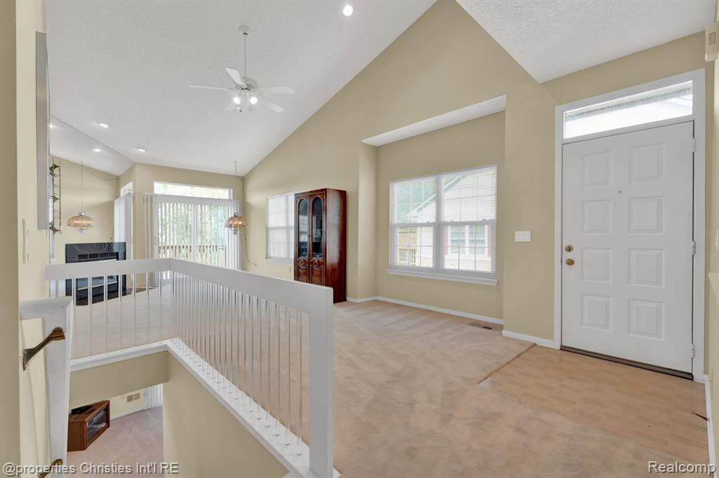 41907 CANTEBURY Drive, Novi, MI 48377 — Photo 5