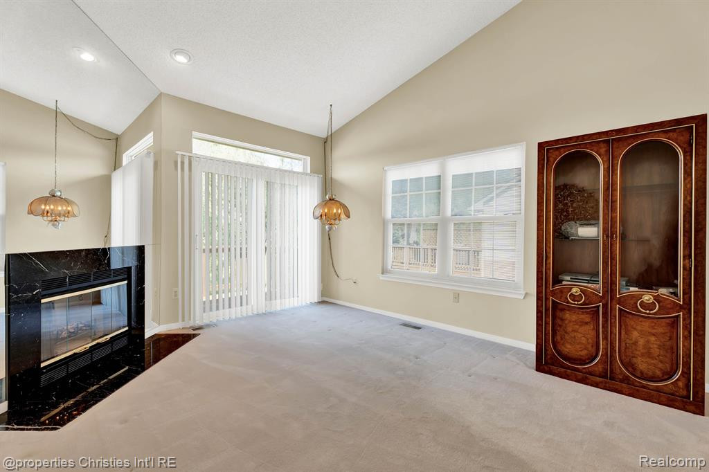 41907 CANTEBURY Drive, Novi, MI 48377 — Photo 6