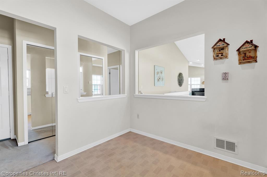 41907 CANTEBURY Drive, Novi, MI 48377 — Photo 13