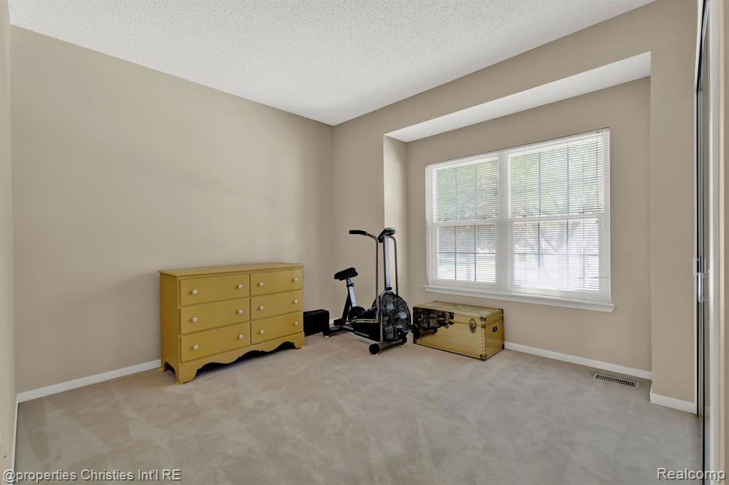 41907 CANTEBURY Drive, Novi, MI 48377 — Photo 15