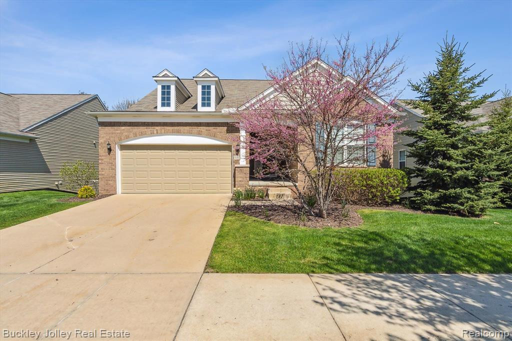 535 ACADIA Court, 125, Howell, MI 48843 — front exterior