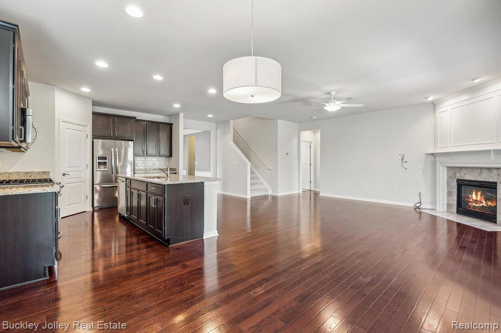 535 ACADIA Court, 125, Howell, MI 48843 — Photo 5