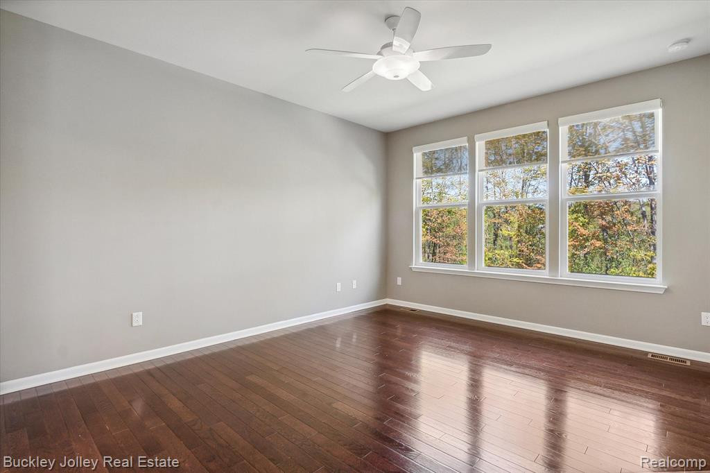 535 ACADIA Court, 125, Howell, MI 48843 — Photo 6