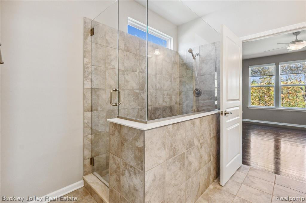 535 ACADIA Court, 125, Howell, MI 48843 — Photo 9