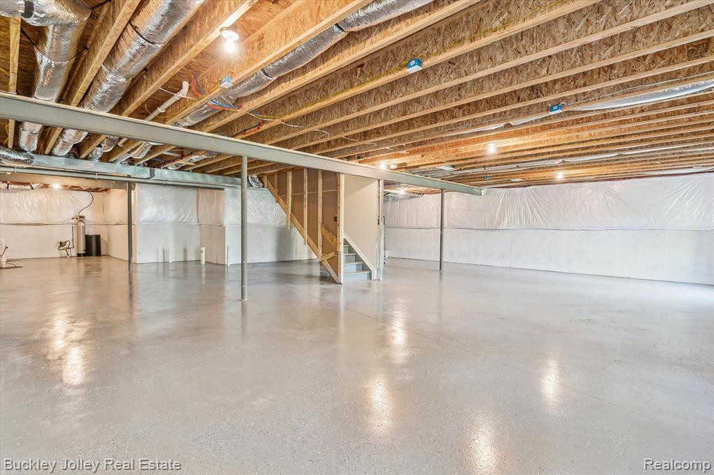 535 ACADIA Court, 125, Howell, MI 48843 — Photo 30