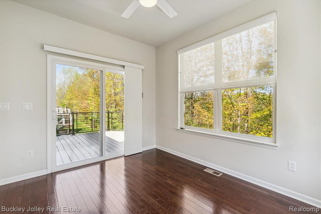 535 ACADIA Court, 125, Howell, MI 48843 — Photo 31