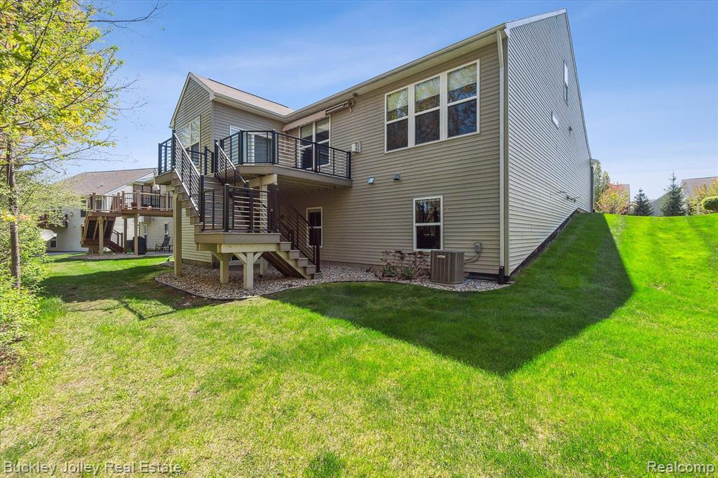 535 ACADIA Court, 125, Howell, MI 48843 — Photo 36