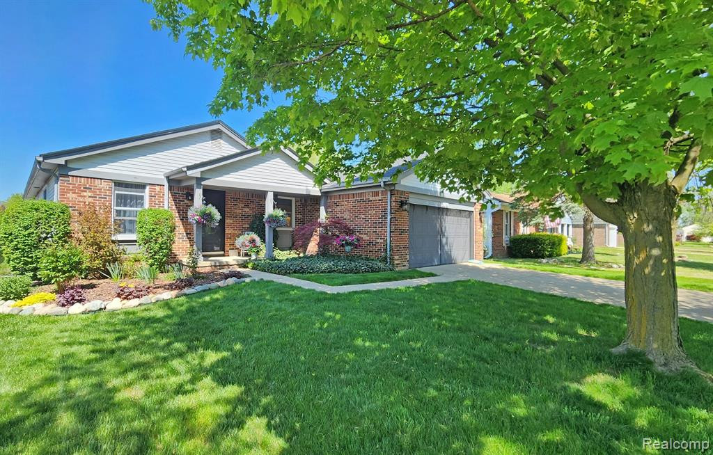 1670 HERITAGE Drive, Canton, MI 48188 — front exterior