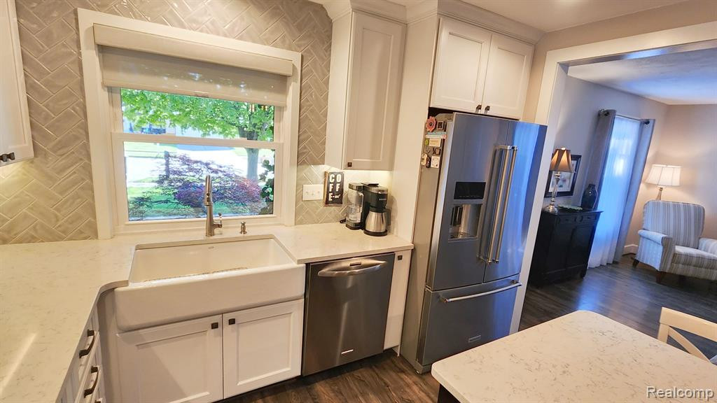1670 HERITAGE Drive, Canton, MI 48188 — Photo 12
