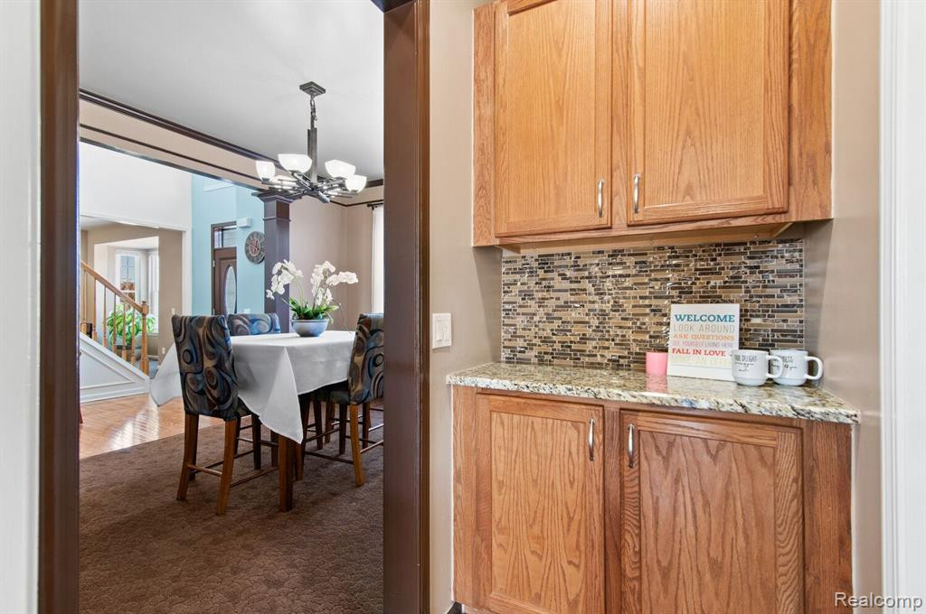 8200 Blue Jay Drive, Ypsilanti, MI 48197 — Photo 7