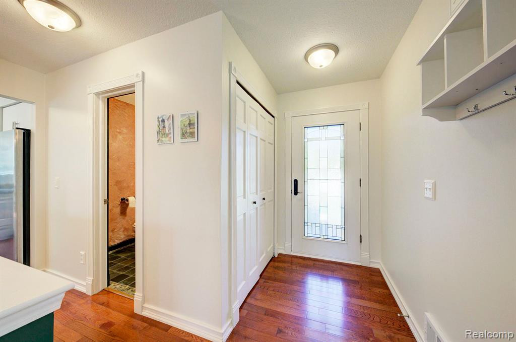 3247 RIVER MEADOW Circle, Canton, MI 48188 — Photo 17