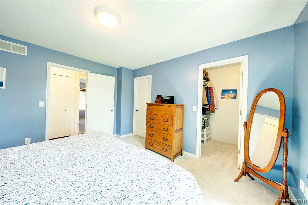 3247 RIVER MEADOW Circle, Canton, MI 48188 — Photo 20