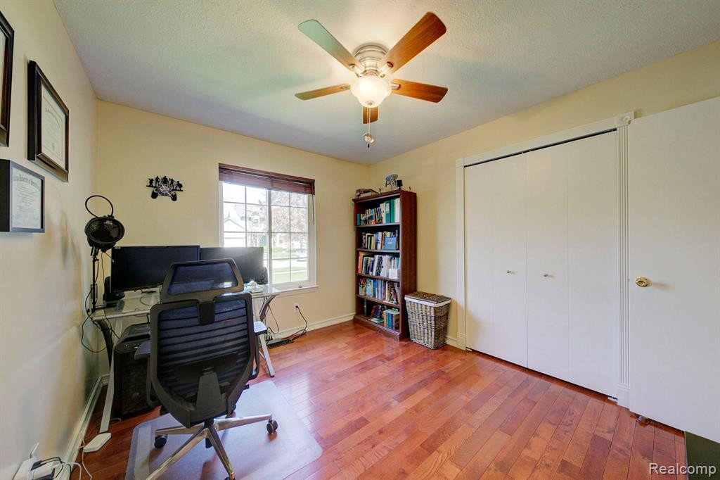 3247 RIVER MEADOW Circle, Canton, MI 48188 — Photo 24
