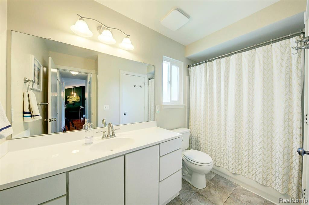 3247 RIVER MEADOW Circle, Canton, MI 48188 — Photo 27