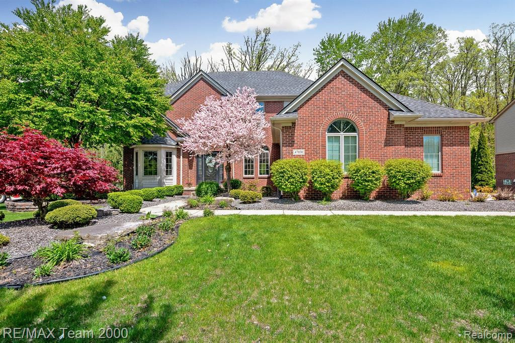 47030 GRAND OAK, Canton, MI 48187 — front exterior