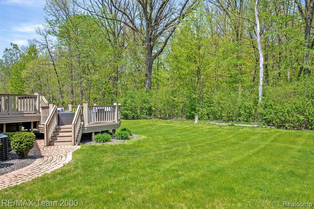 47030 GRAND OAK, Canton, MI 48187 — Photo 7
