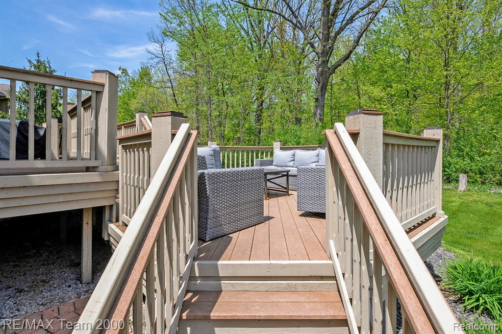 47030 GRAND OAK, Canton, MI 48187 — Photo 10