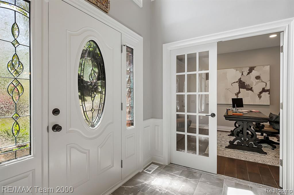 47030 GRAND OAK, Canton, MI 48187 — Photo 11