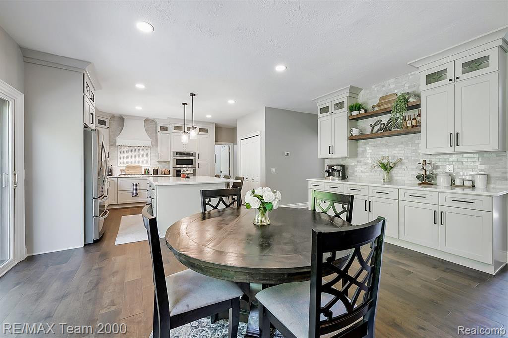 47030 GRAND OAK, Canton, MI 48187 — Photo 22