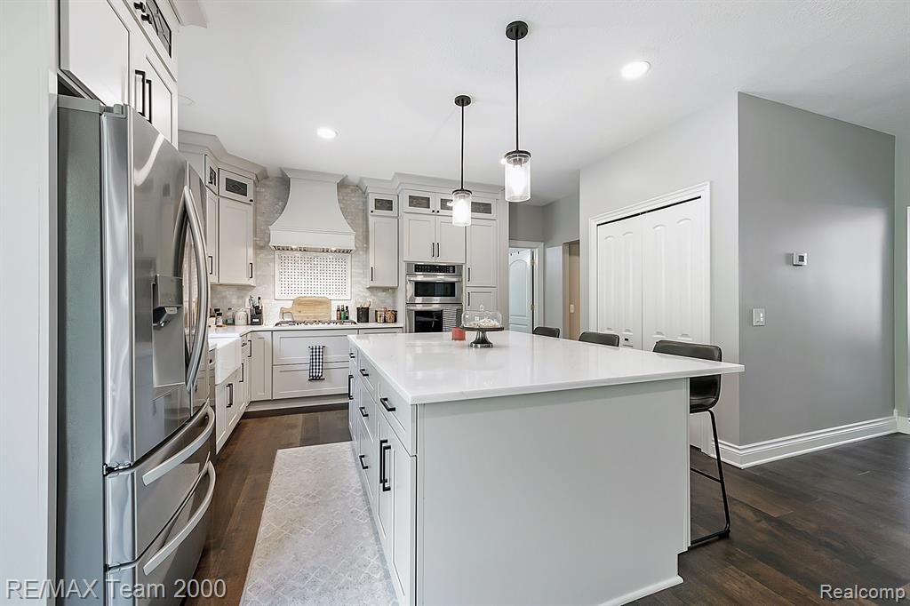 47030 GRAND OAK, Canton, MI 48187 — Photo 23