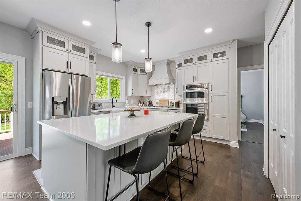 47030 GRAND OAK, Canton, MI 48187 — Photo 24