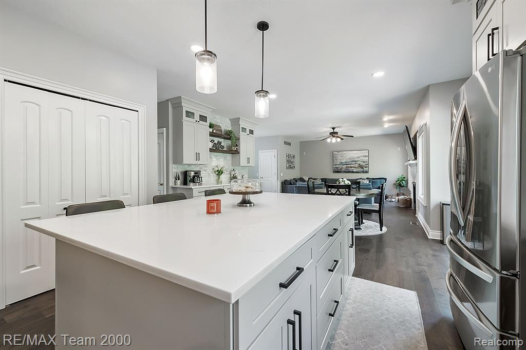 47030 GRAND OAK, Canton, MI 48187 — Photo 25
