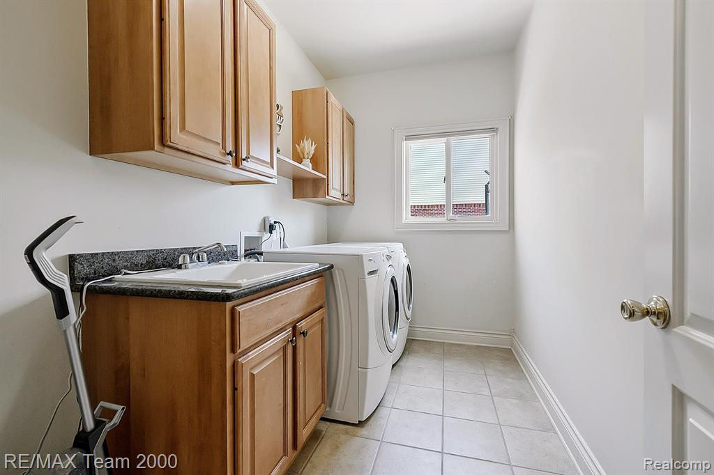 47030 GRAND OAK, Canton, MI 48187 — Photo 29