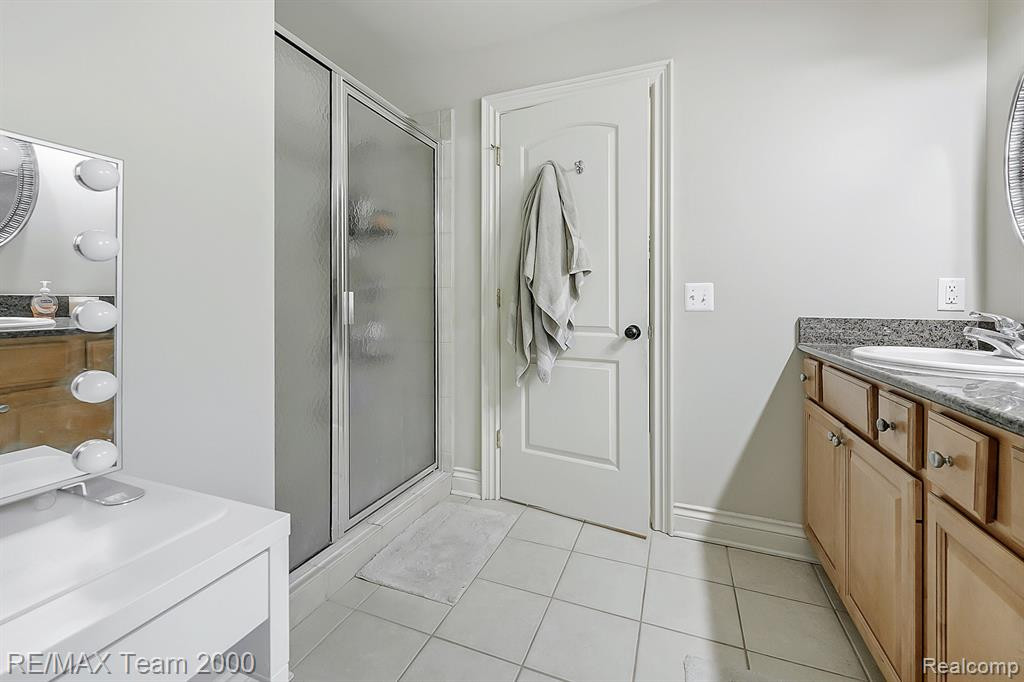 47030 GRAND OAK, Canton, MI 48187 — Photo 42
