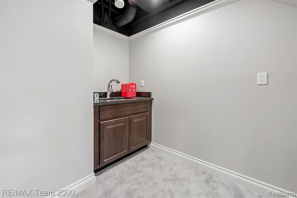 47030 GRAND OAK, Canton, MI 48187 — Photo 45
