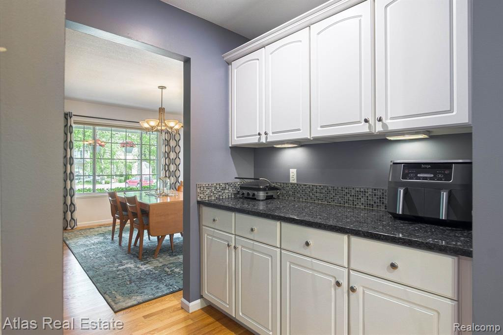 8319 MILL POINTE Court, Goodrich Vlg, MI — Photo 13