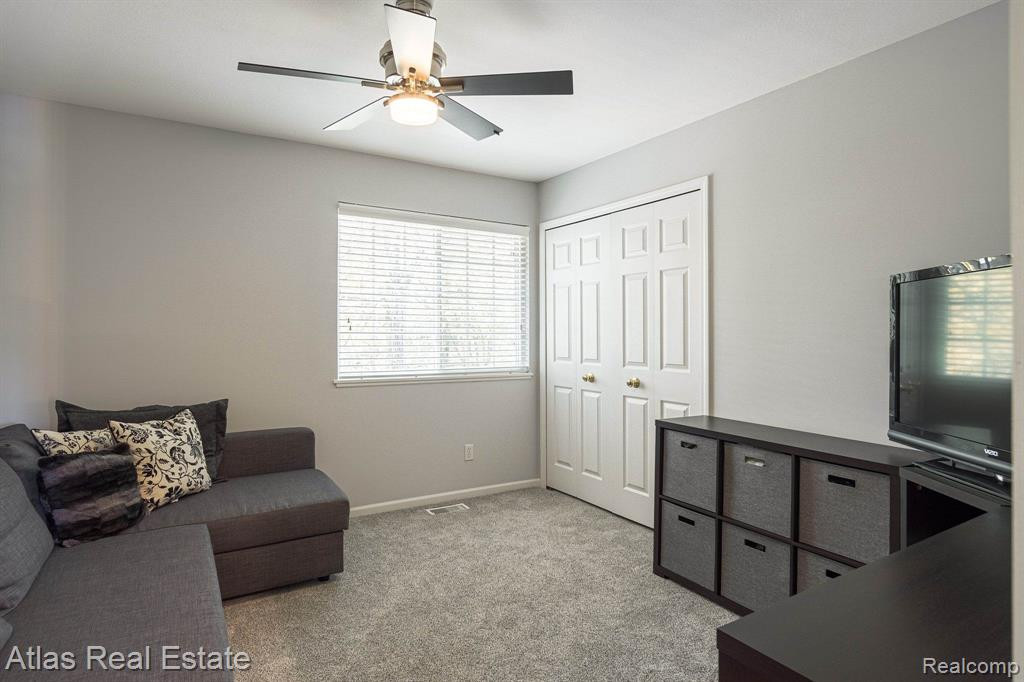 8319 MILL POINTE Court, Goodrich Vlg, MI — Photo 22