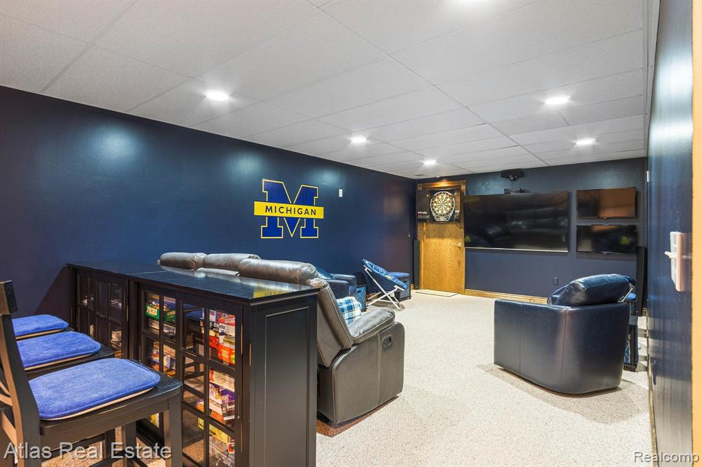 8319 MILL POINTE Court, Goodrich Vlg, MI — Photo 29