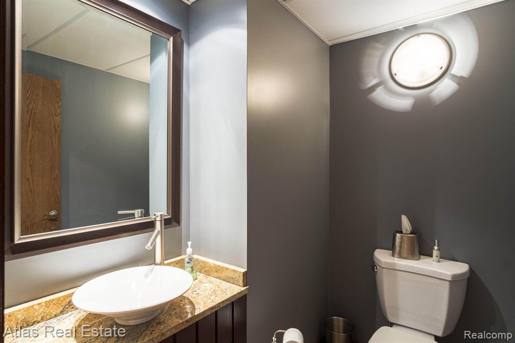 8319 MILL POINTE Court, Goodrich Vlg, MI — Photo 31