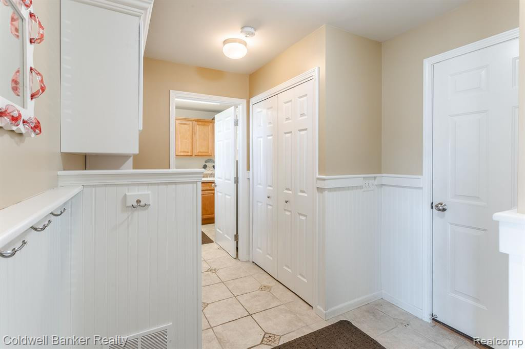 3121 FIELDSTONE Drive, Dexter, MI 48130 — Photo 29