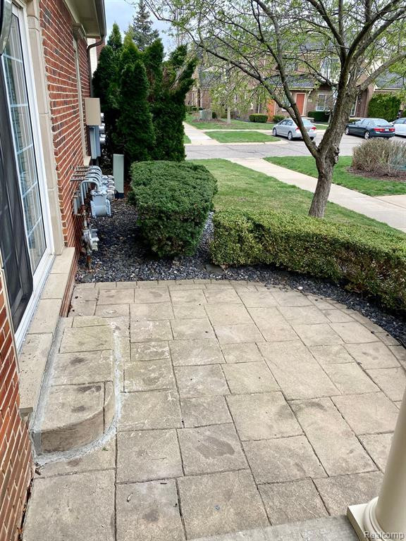1638 E LAKEVIEW Lane, Canton, MI 48187 — Photo 7